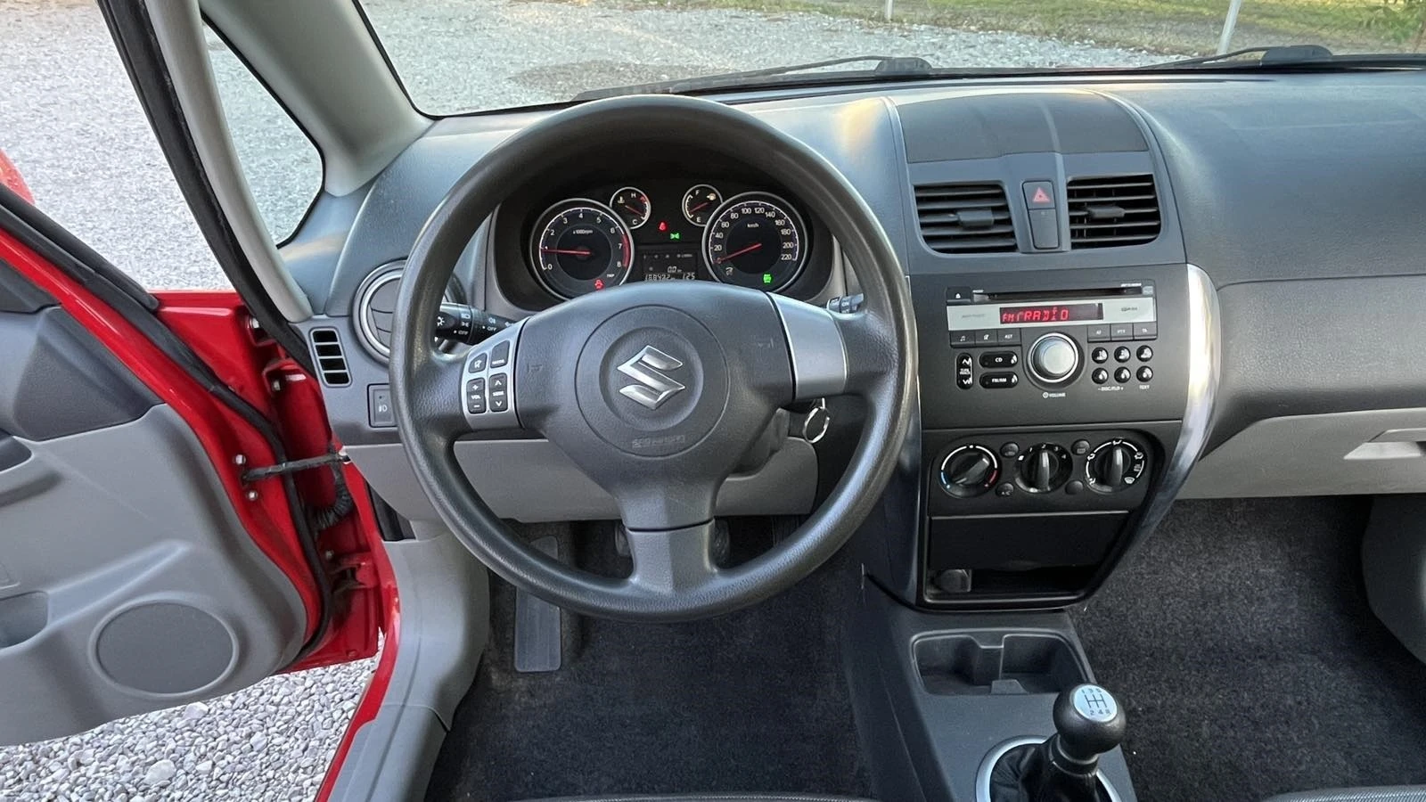 Suzuki SX4 1, 6 4WD 120кс, снимка 7 - Автомобили и джипове - 56713925