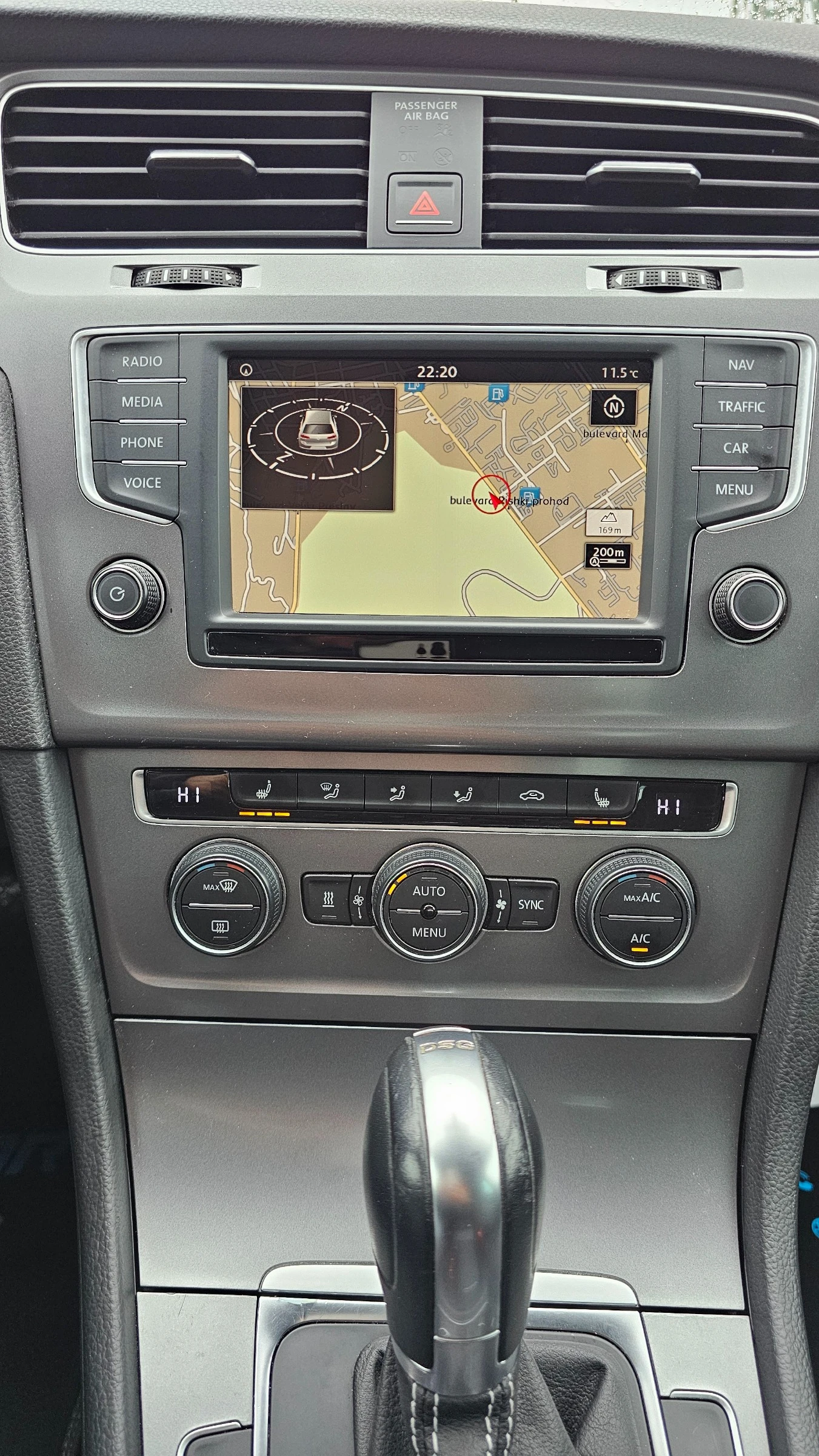 VW Golf  LOUNGE TDI AVTOMATIK KAMERA DISTRONIC  | Mobile.bg � ����������� 16