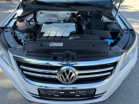 VW Tiguan 4x4 Navi Сервизна история , снимка 15