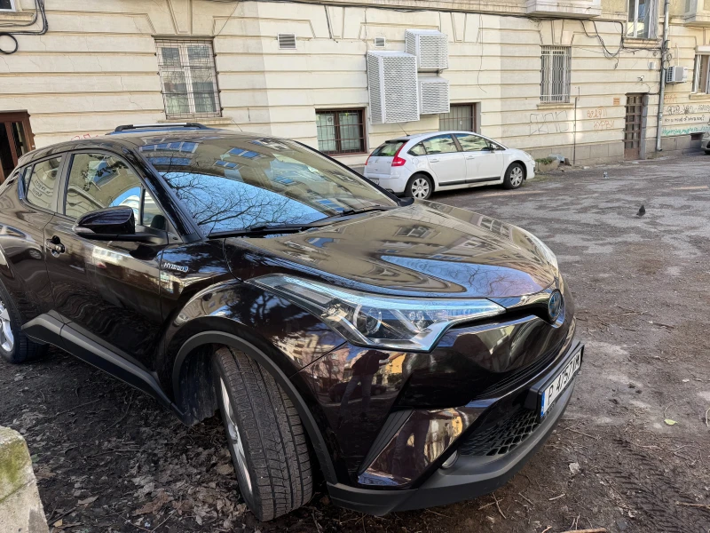 Toyota C-HR, снимка 16 - Автомобили и джипове - 49232352