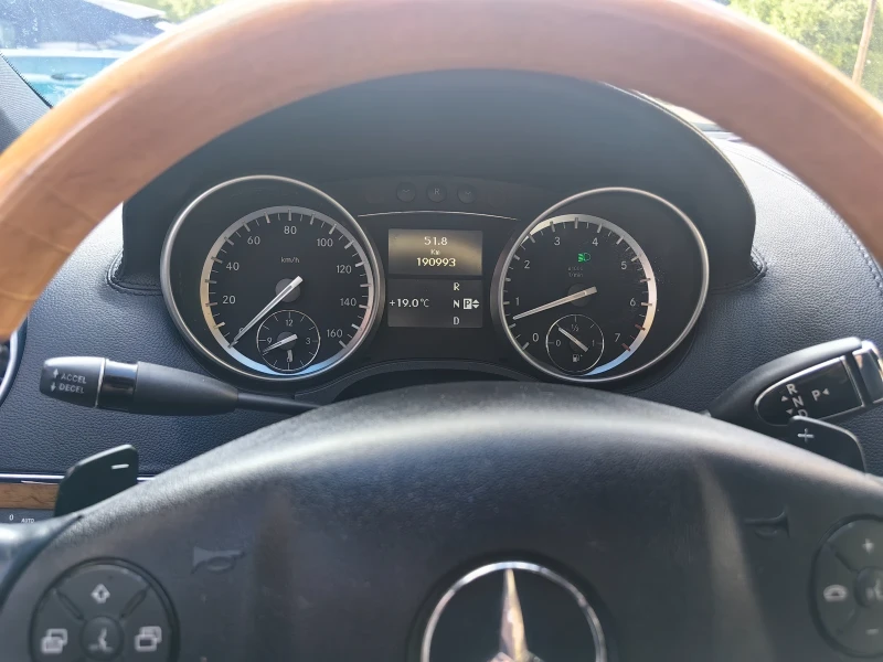 Mercedes-Benz GL 500, снимка 12 - Автомобили и джипове - 52265935