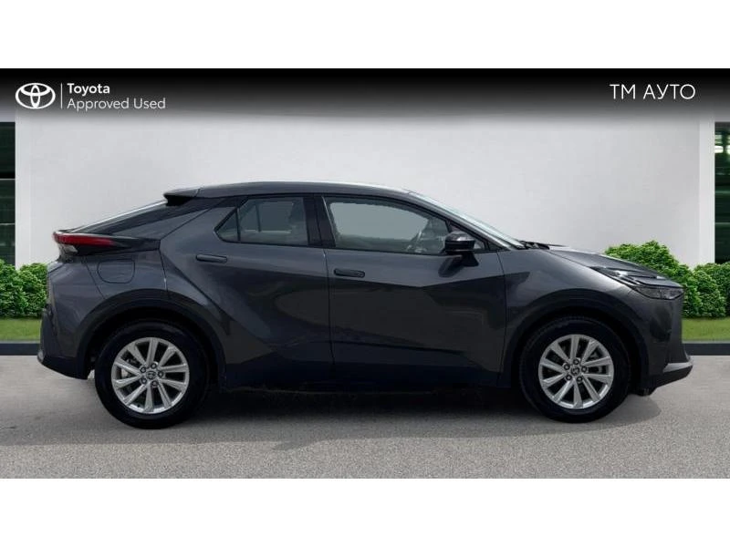 Toyota C-HR 2.0 PHEV COOL, снимка 17 - Автомобили и джипове - 55228474