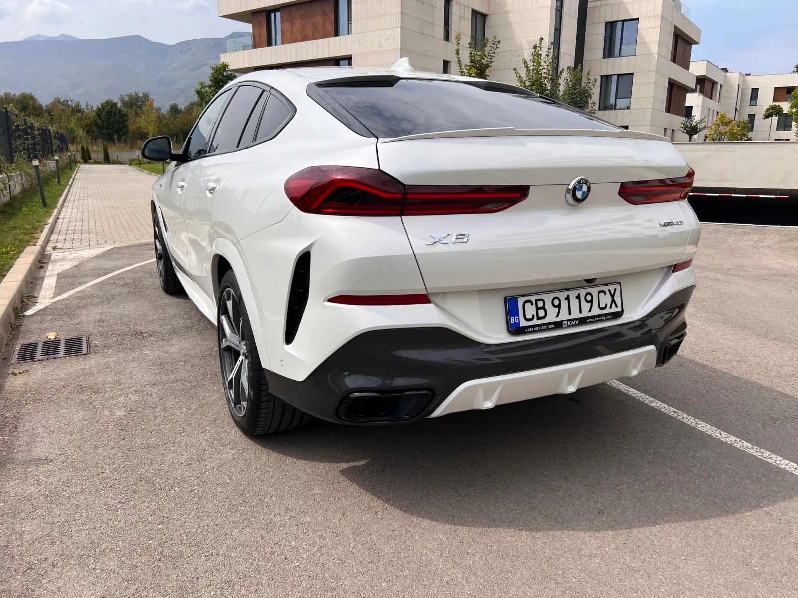 BMW X6 40I  ГАРАНЦИЯ - изображение 4