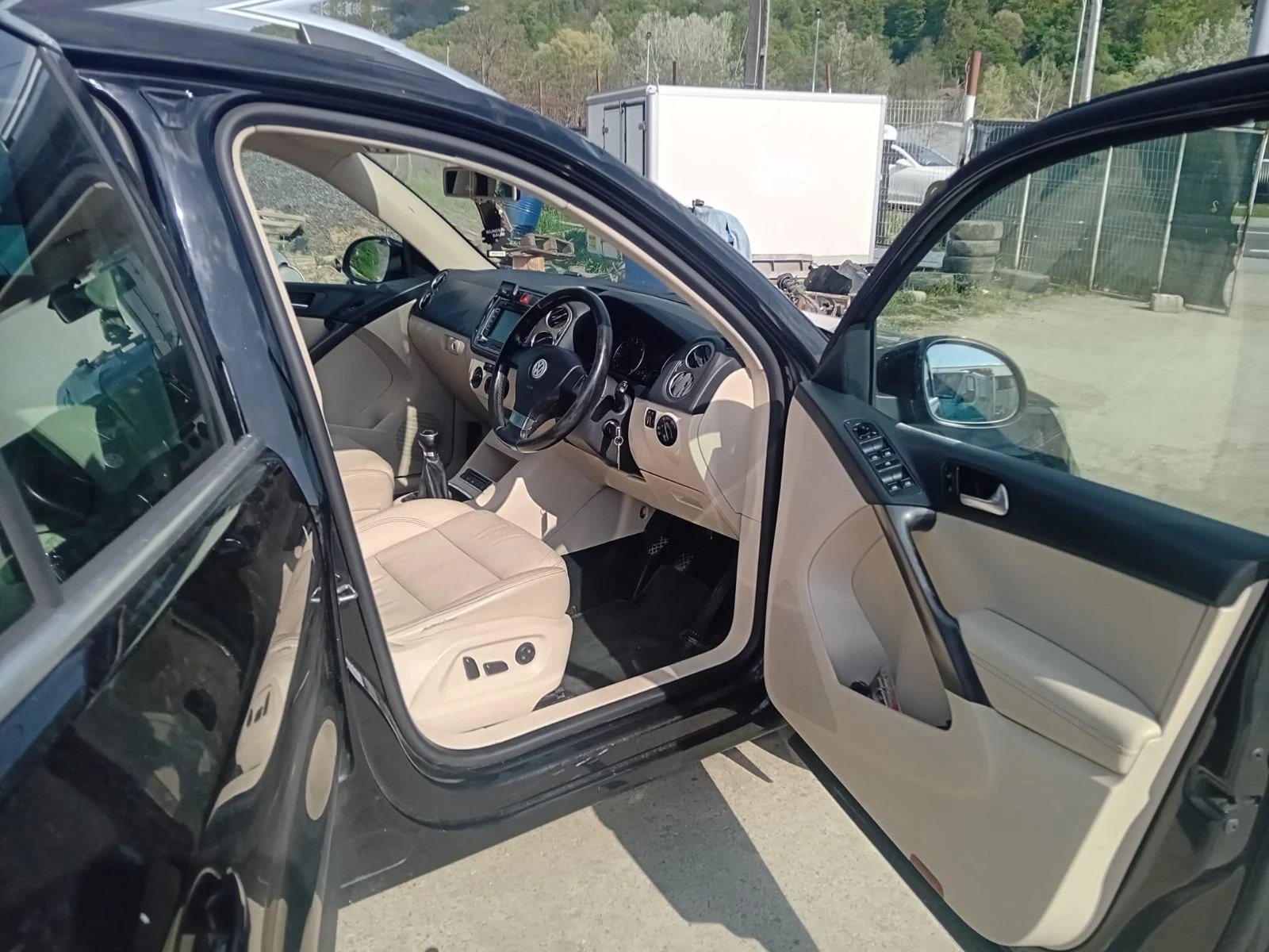 VW Tiguan 2.0TDI Sport 170.кс 4x4  - изображение 3