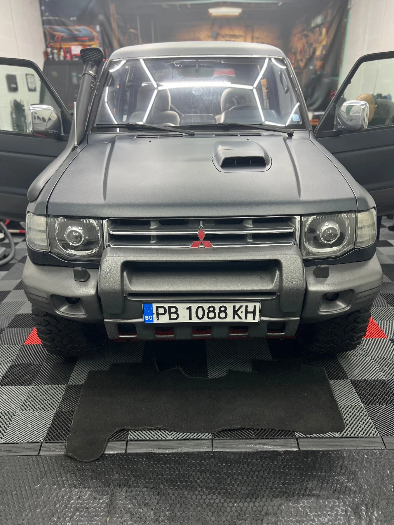 Mitsubishi Pajero 2.8 Super Select - изображение 3