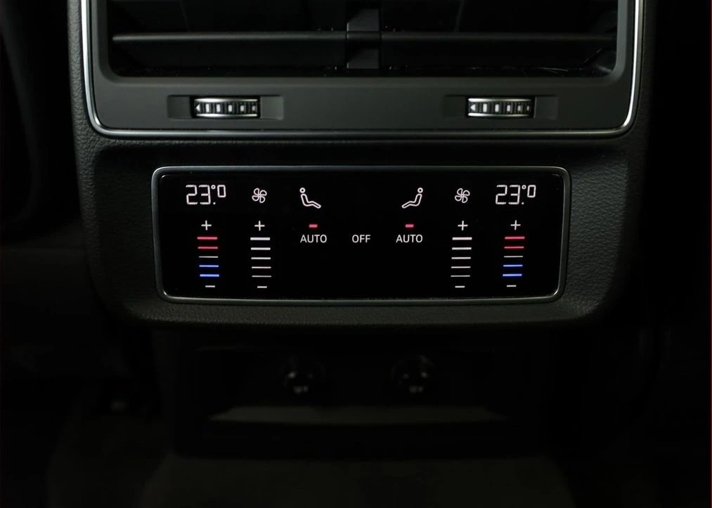 Audi Q7 50TDI Quattro S-Line, снимка 9 - Автомобили и джипове - 53718139