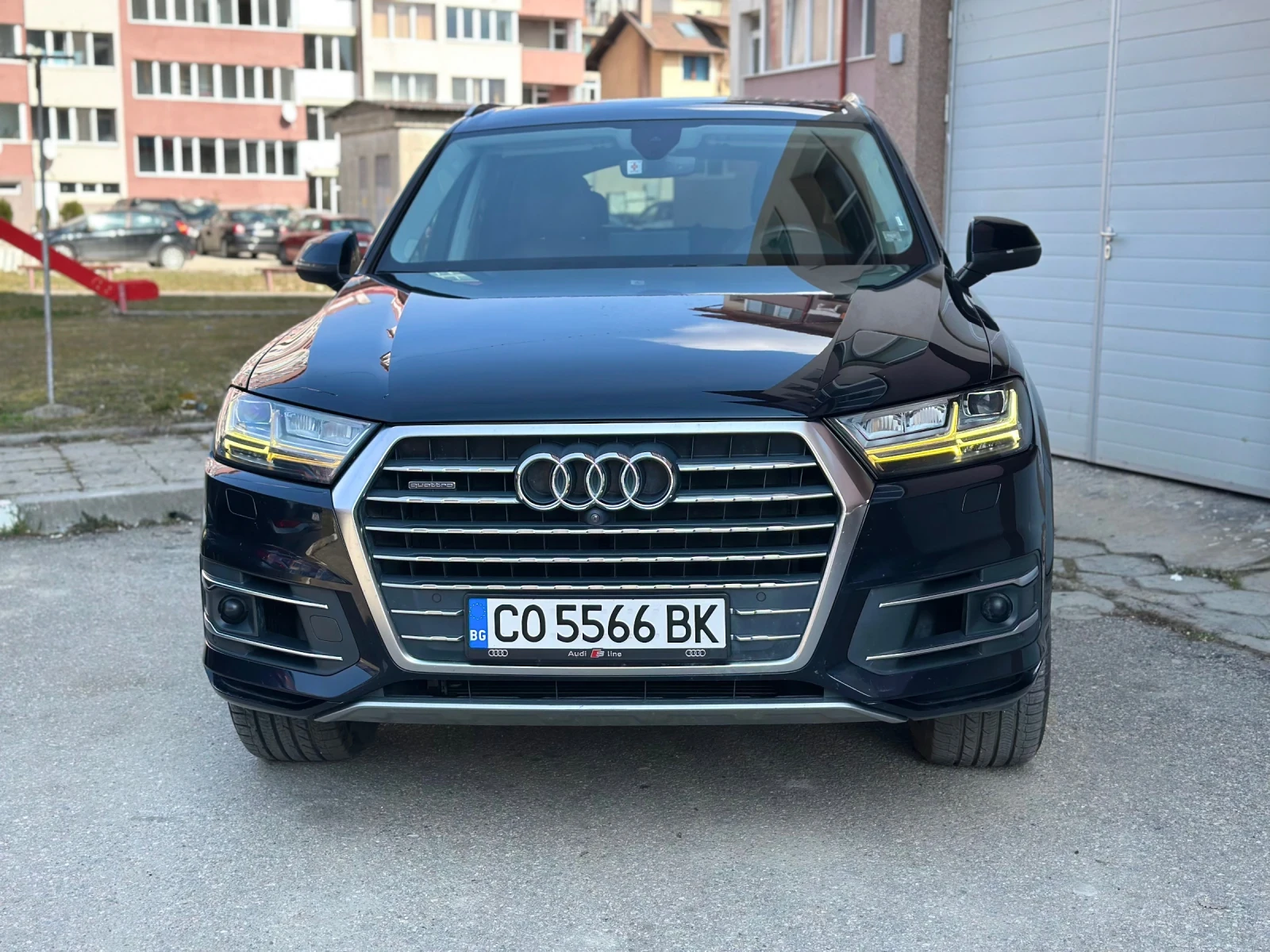 Audi Q7 3.0, снимка 2 - Автомобили и джипове - 53756212