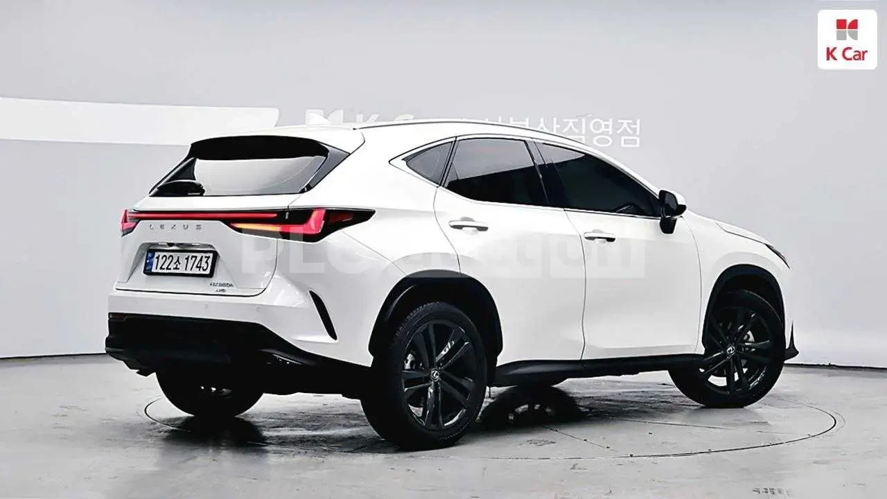 Lexus NX 350h AWD| КАМЕРА| ОБДУХВАНЕ| ШИБИДАХ| ВКЛ.ТЕХНОТЕСТ, снимка 2 - Автомобили и джипове - 54845805