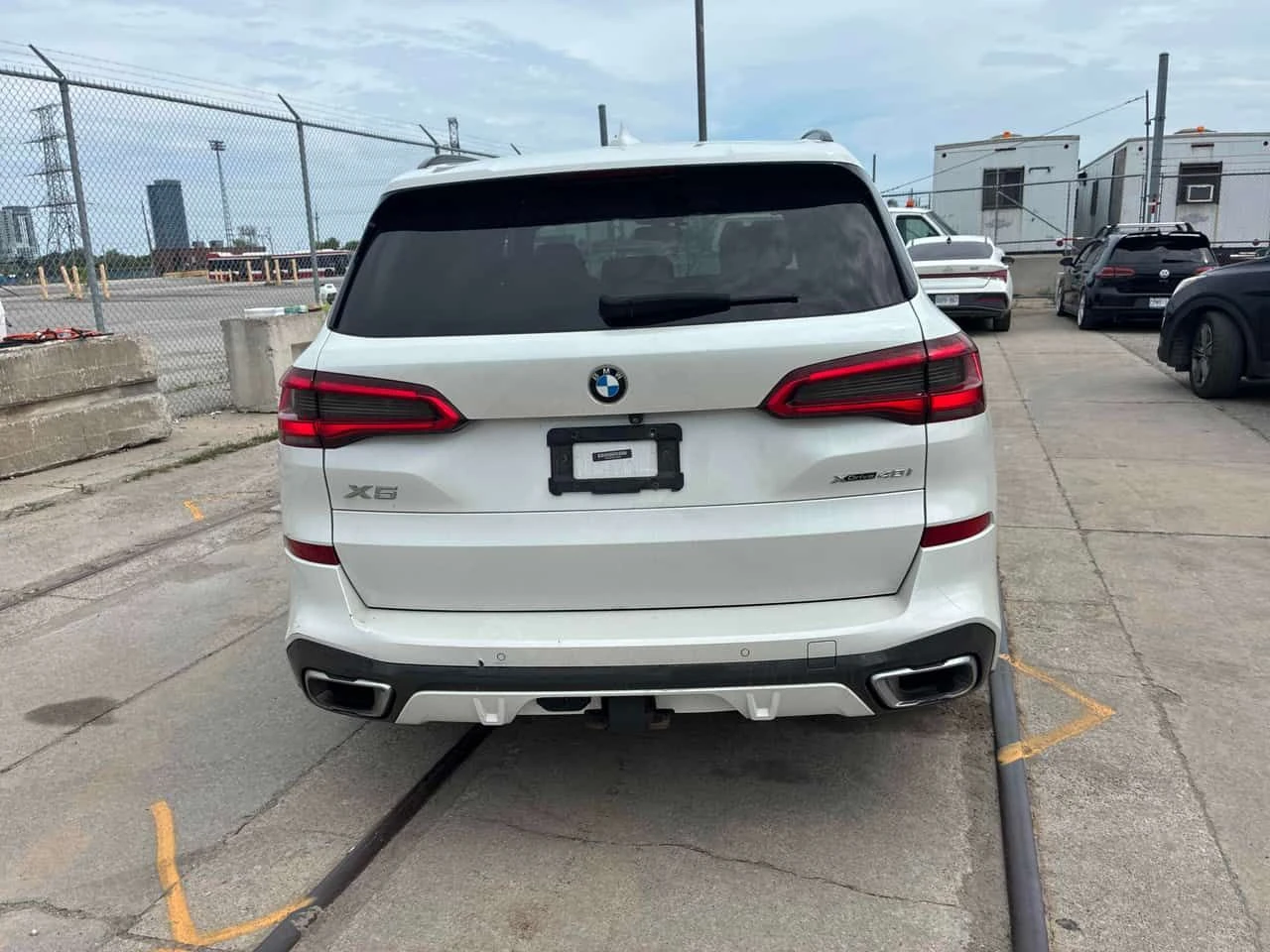 BMW X5 | DISTRONIC | 360 | ЛАЗЕРИ | ВЪЗДУХ | HUD | , снимка 4 - Автомобили и джипове - 55094542