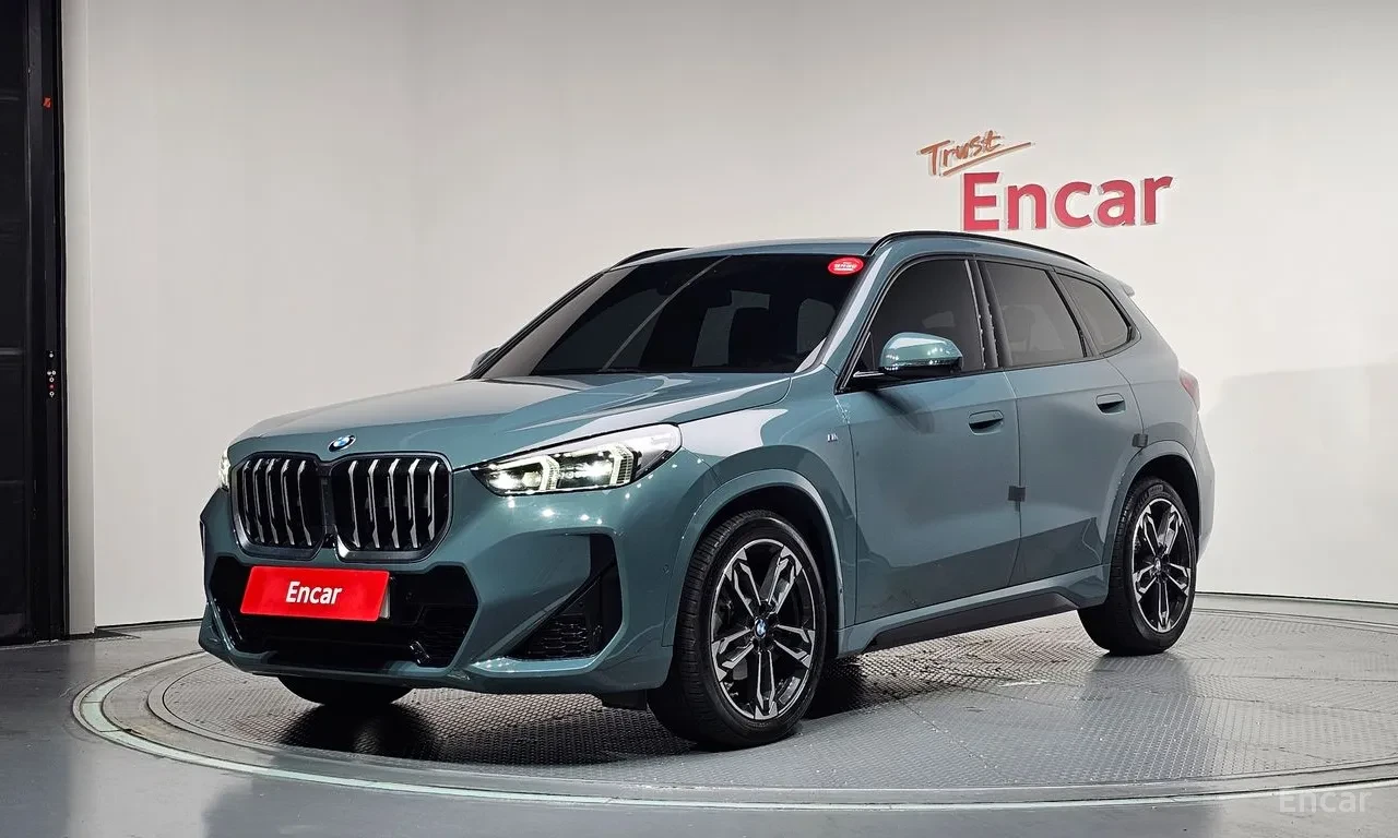 BMW X1 M sport* HUD* 360* МАСАЖ* КРАЙНА ЦЕНА ДО СОФИЯ, снимка 4 - Автомобили и джипове - 55781668