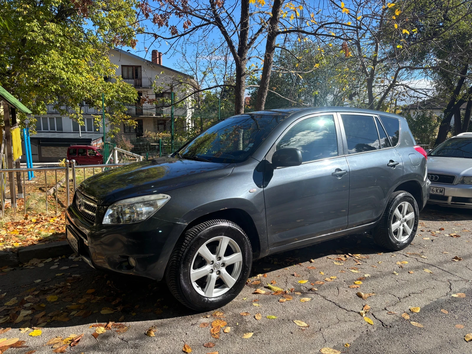 Toyota Rav4, снимка 3 - Автомобили и джипове - 56625885