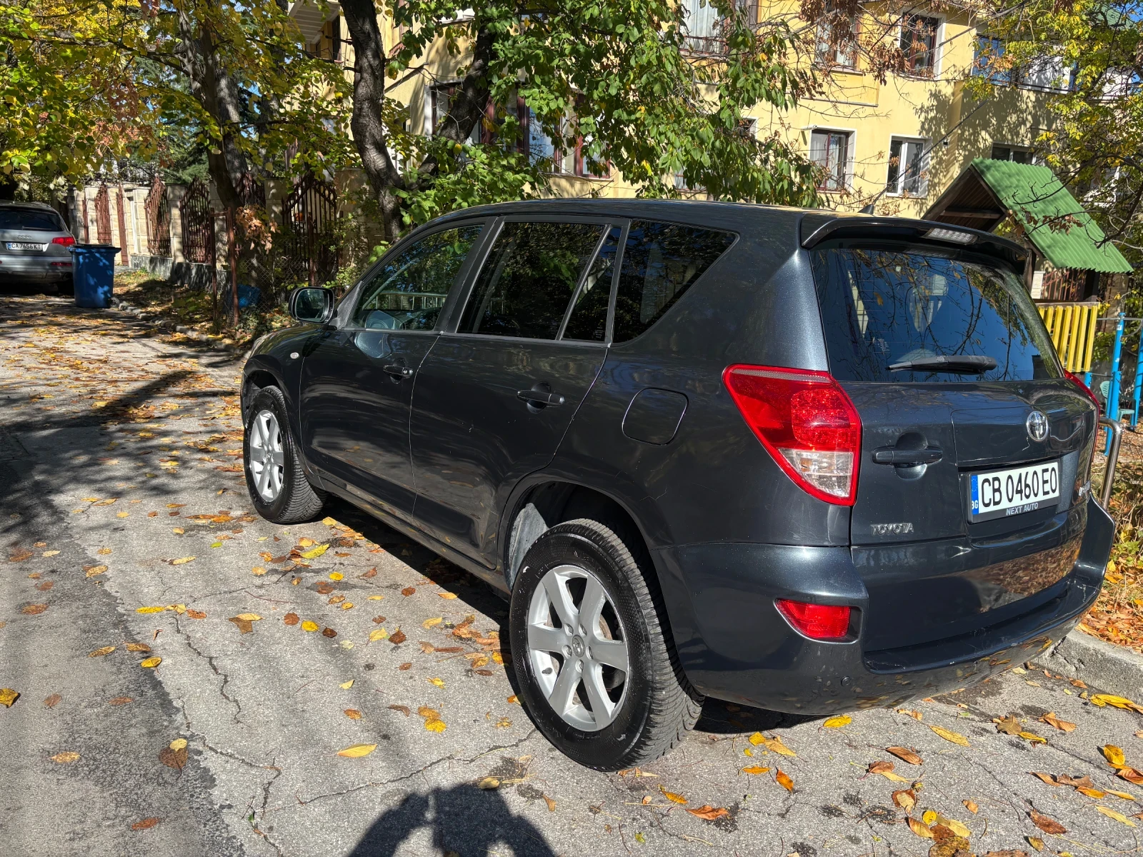 Toyota Rav4, снимка 4 - Автомобили и джипове - 56625885