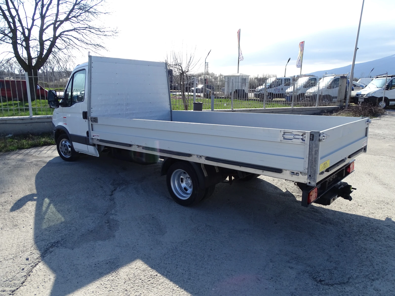 Iveco 35c17 3.0HPI  КАТ. * Б* , снимка 4 - Бусове и автобуси - 54119039