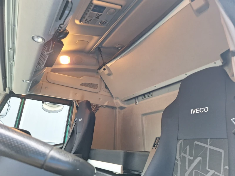 Iveco Stralis, снимка 10 - Камиони - 53416497