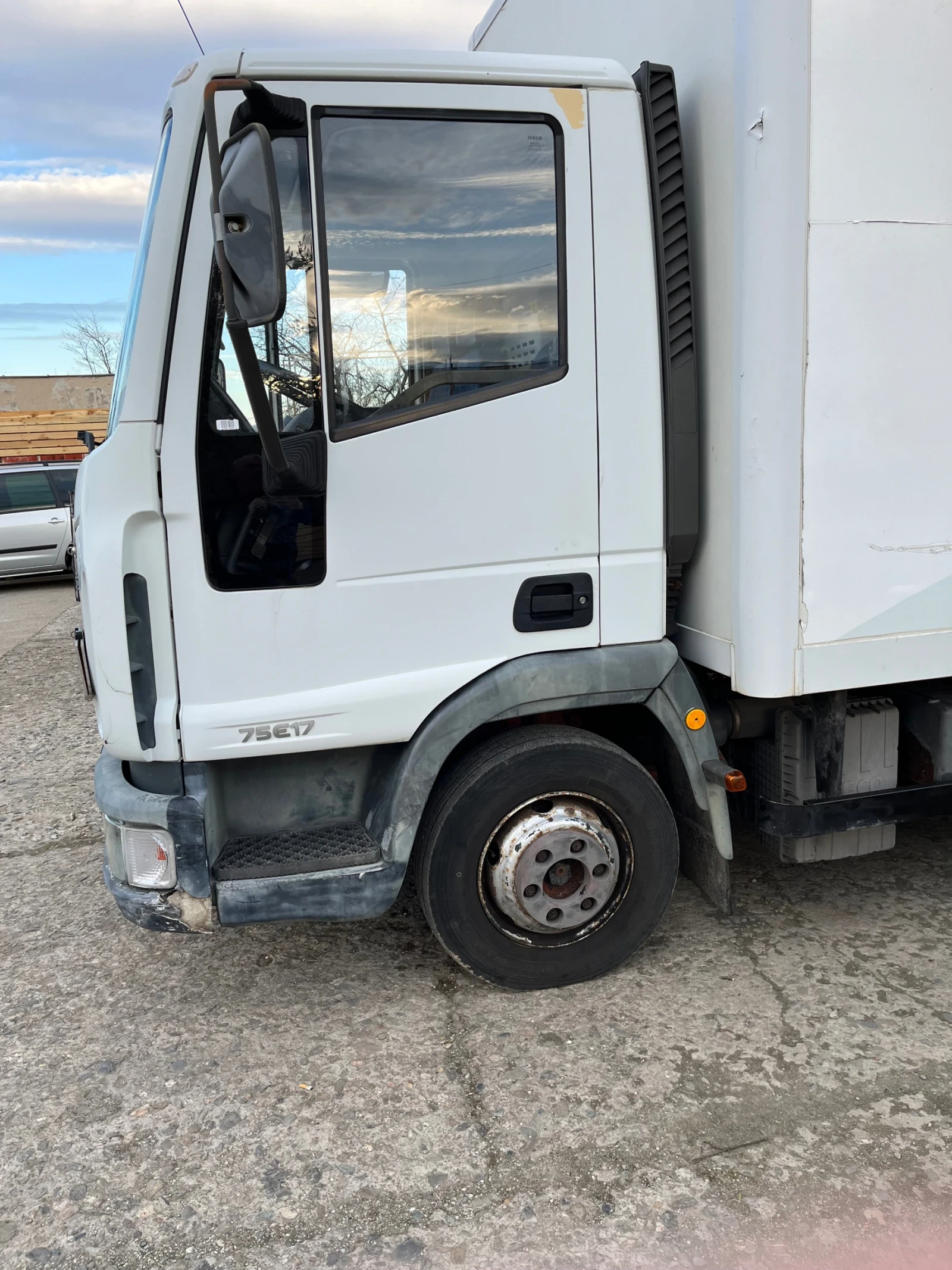 Iveco Eurocargo 75E17 - изображение 8