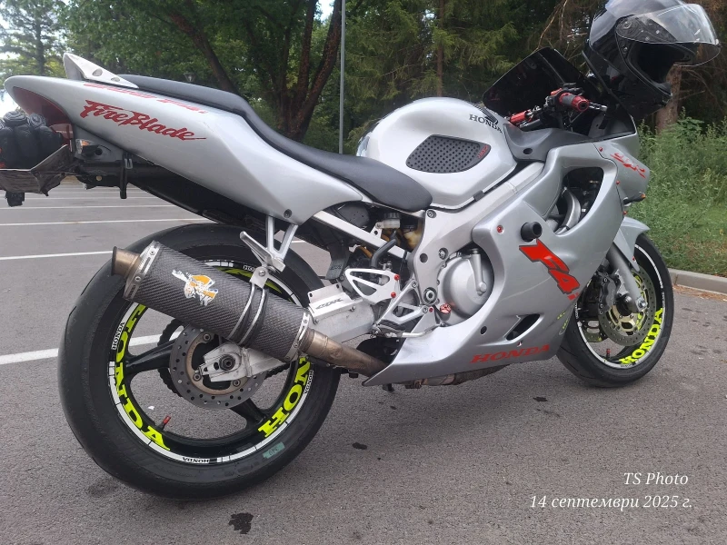 Honda Cbr 600 F4i, снимка 4 - Мотоциклети и мототехника - 52590454