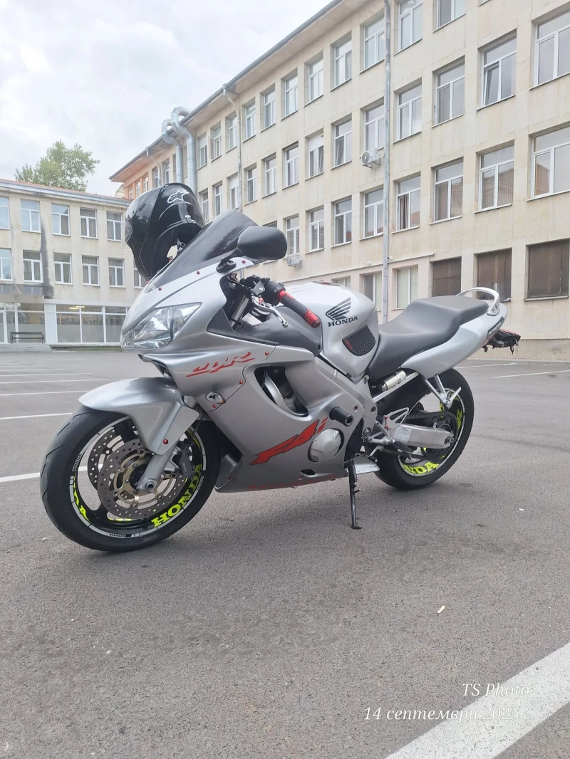 Honda Cbr 600 F4i