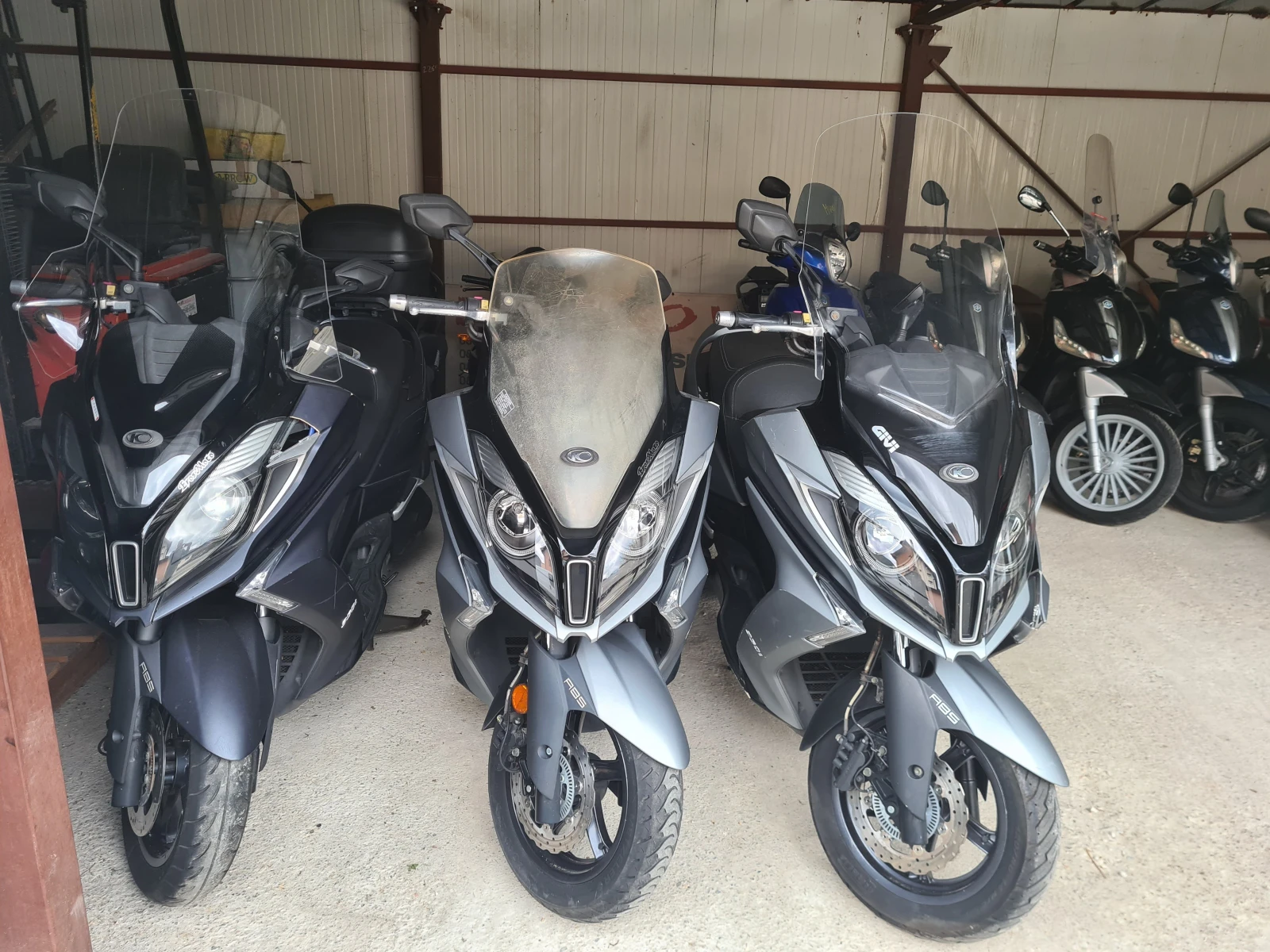 Suzuki Burgman 400i ABS, снимка 10 - Мотоциклети и мототехника - 55680774