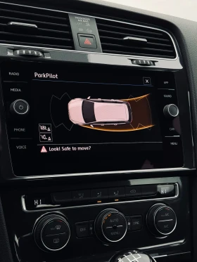 VW Golf Variant ГАРАНЦИЯ / 1.6 TDI / 5 MT / 116 к.с., снимка 12