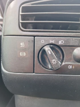 VW Golf 2.0 115 Автоматик, снимка 16