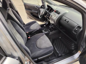 Обява за продажба на Honda Jazz 1.4i 83к.с. Швейцария ~6 700 лв. - изображение 11 | Auto.bg Обява за продажба на Honda Jazz 1.4i 83к.с. Швейцария ~6 700 лв. - изображение 11