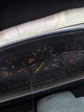 Mercedes-Benz 124 250 D - 1200 € / 2347.00 лв. - 27704703 5