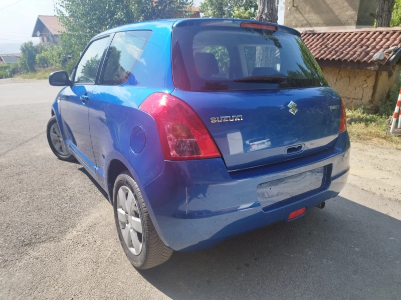 Suzuki Swift 1.3 D (100хил.км.) ТОП състояние , снимка 4 - Автомобили и джипове - 46836062