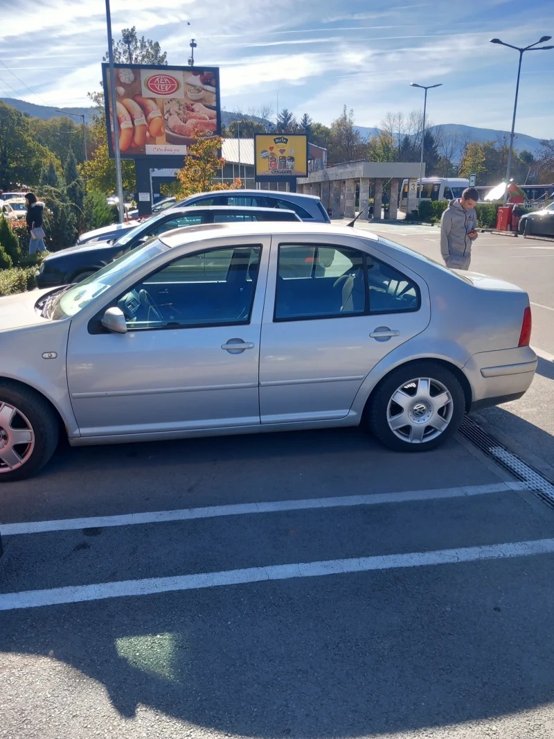 VW Bora 2.3 V5 150hp GAZ, снимка 4 - Автомобили и джипове - 47691662