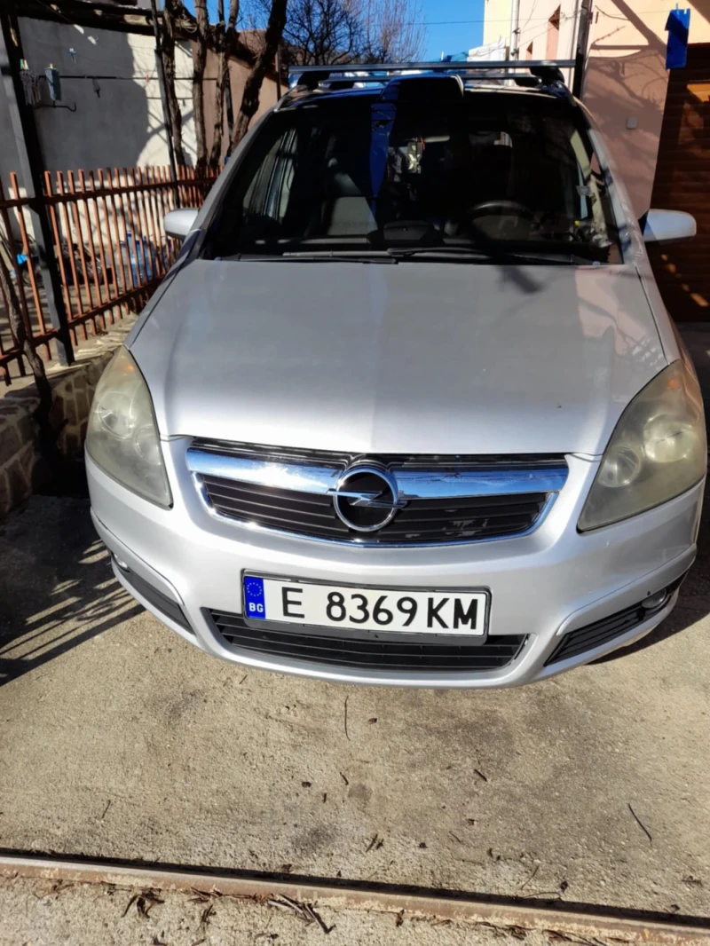 Opel Zafira, снимка 10 - Автомобили и джипове - 48453065