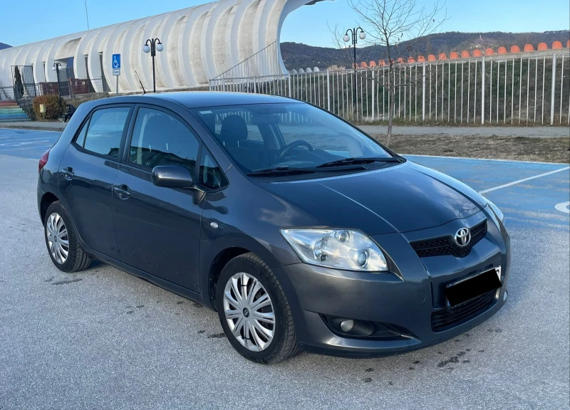 Toyota Auris 1.4, снимка 4 - Автомобили и джипове - 48805934