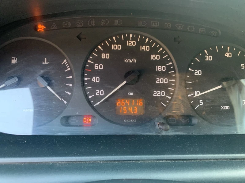 Renault Megane Scenic, снимка 5 - Автомобили и джипове - 51928391