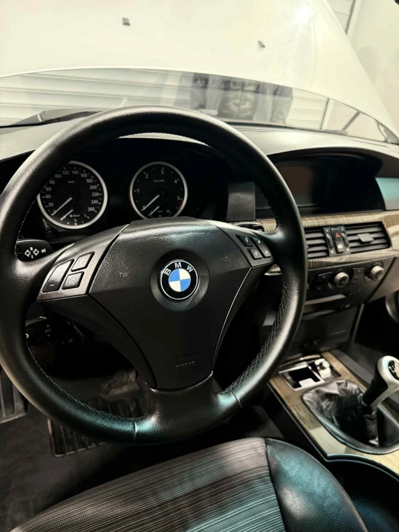 BMW 525, снимка 11 - Автомобили и джипове - 52298886