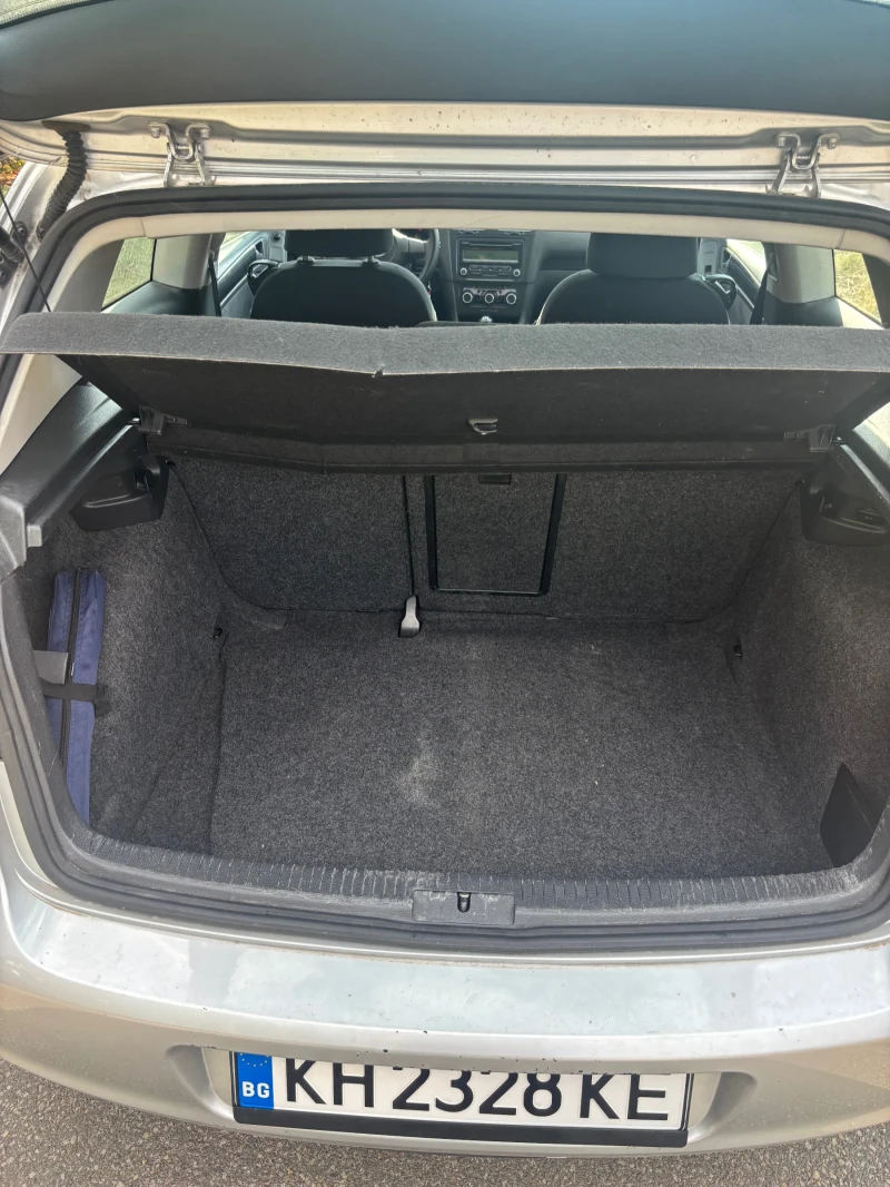 VW Golf 2.0 TDI, снимка 6 - Автомобили и джипове - 53008120