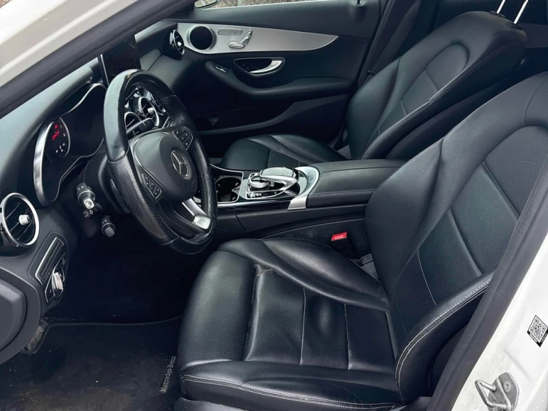 Mercedes-Benz C 300 * CARFAX * ЦЕНА ДО БГ, снимка 6 - Автомобили и джипове - 53054024