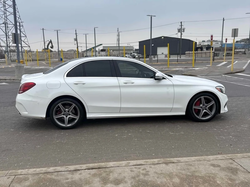 Mercedes-Benz C 300 * CARFAX * ЦЕНА ДО БГ, снимка 4 - Автомобили и джипове - 53054024
