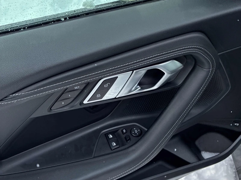 BMW 240 * M240i xDrive* PANO* ПОДГРЕВ* KEYLESS* , снимка 9 - Автомобили и джипове - 53495921