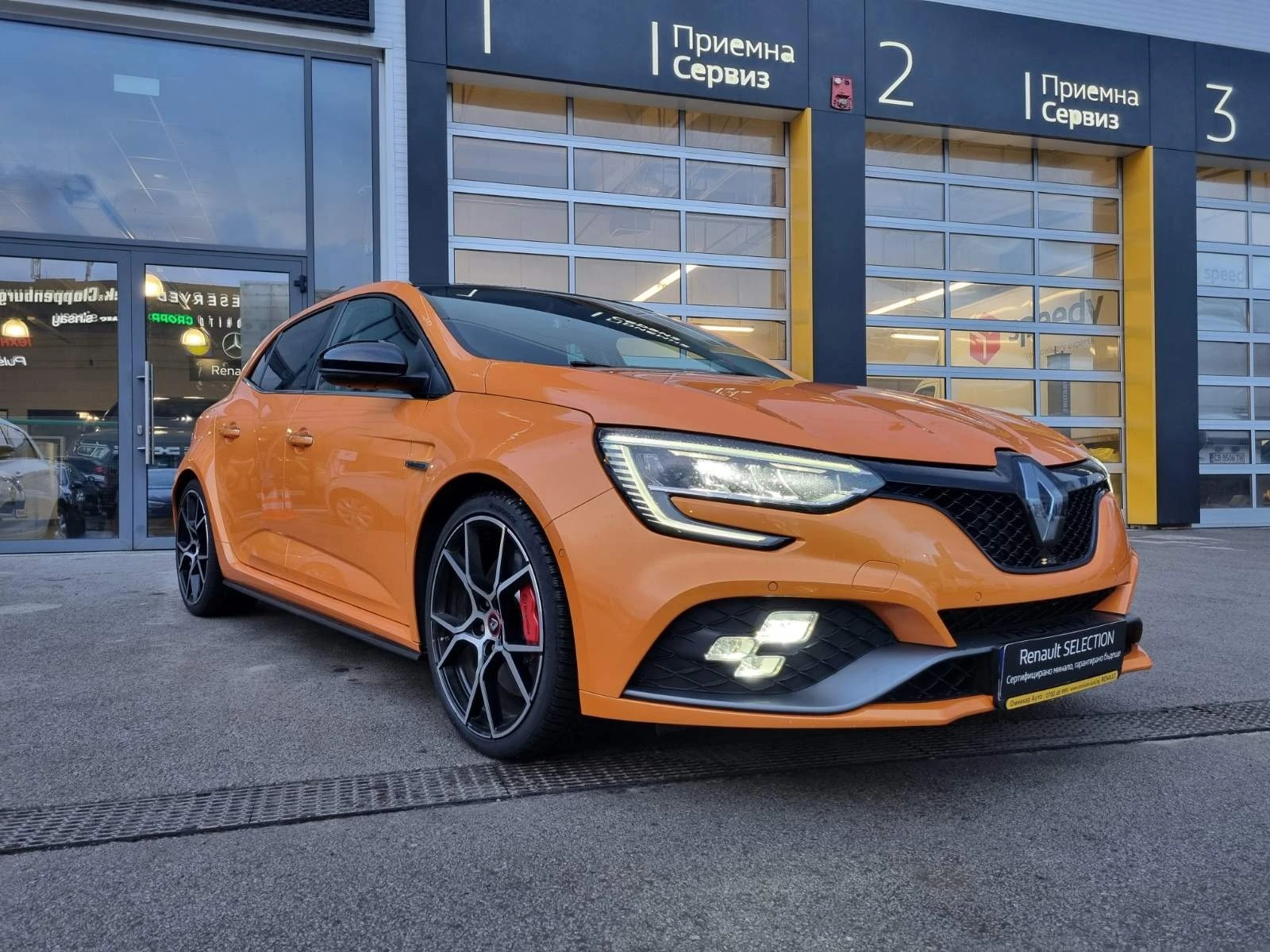 Renault Megane R.S TROPHY 1.8  - изображение 2