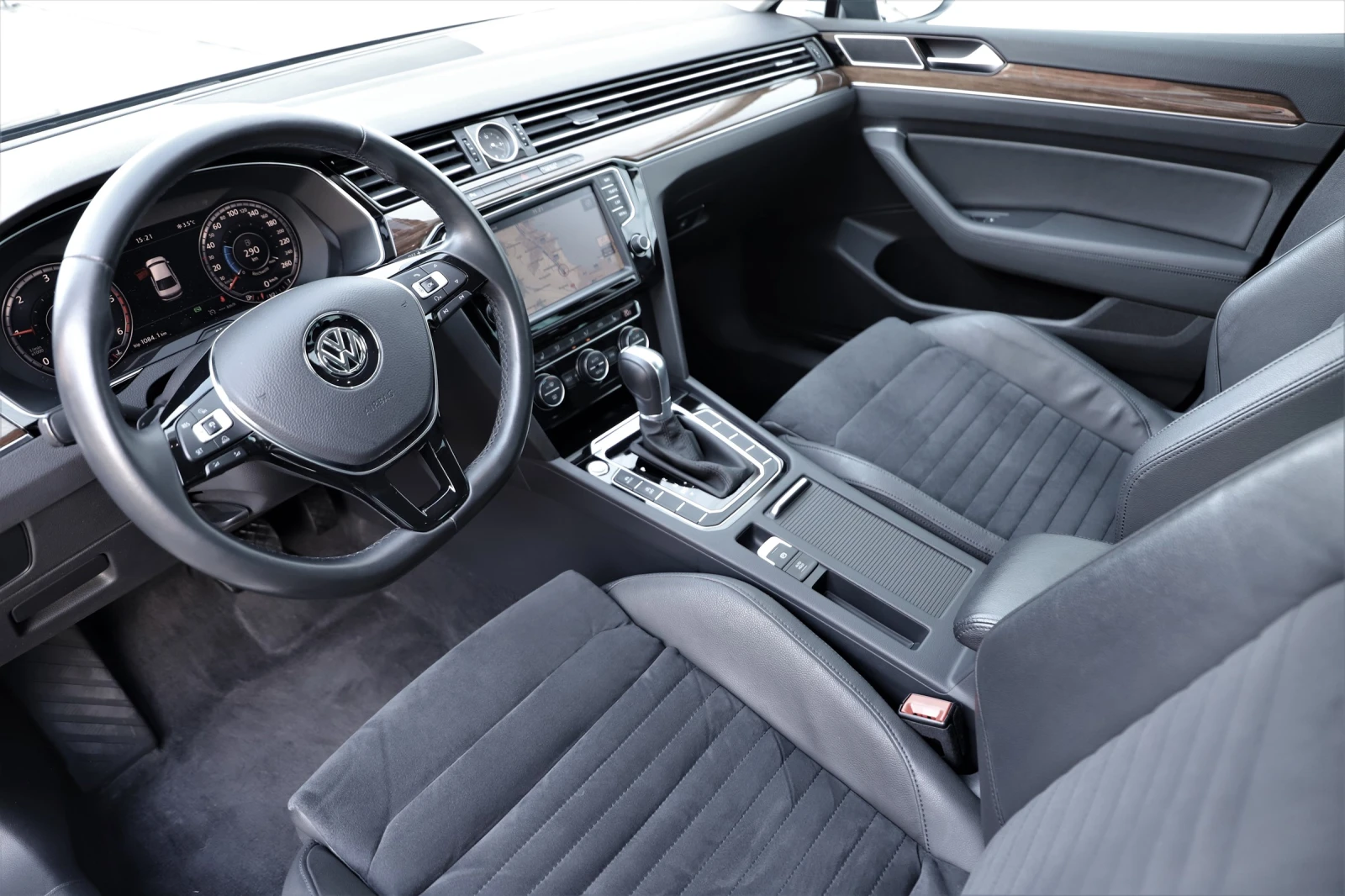 VW Passat 2.0TDI 150k.c Digital HIGH-LINE ШВЕЙЦАРИЯ      - изображение 2