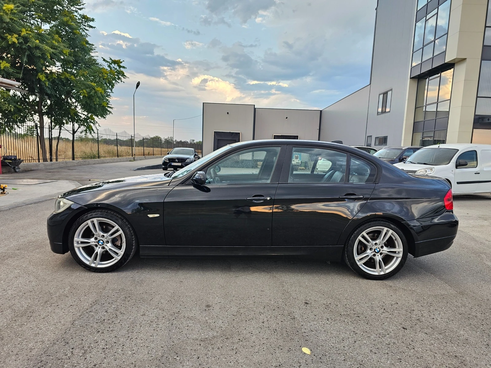 BMW 320 D NAVI TOP TOP - изображение 2