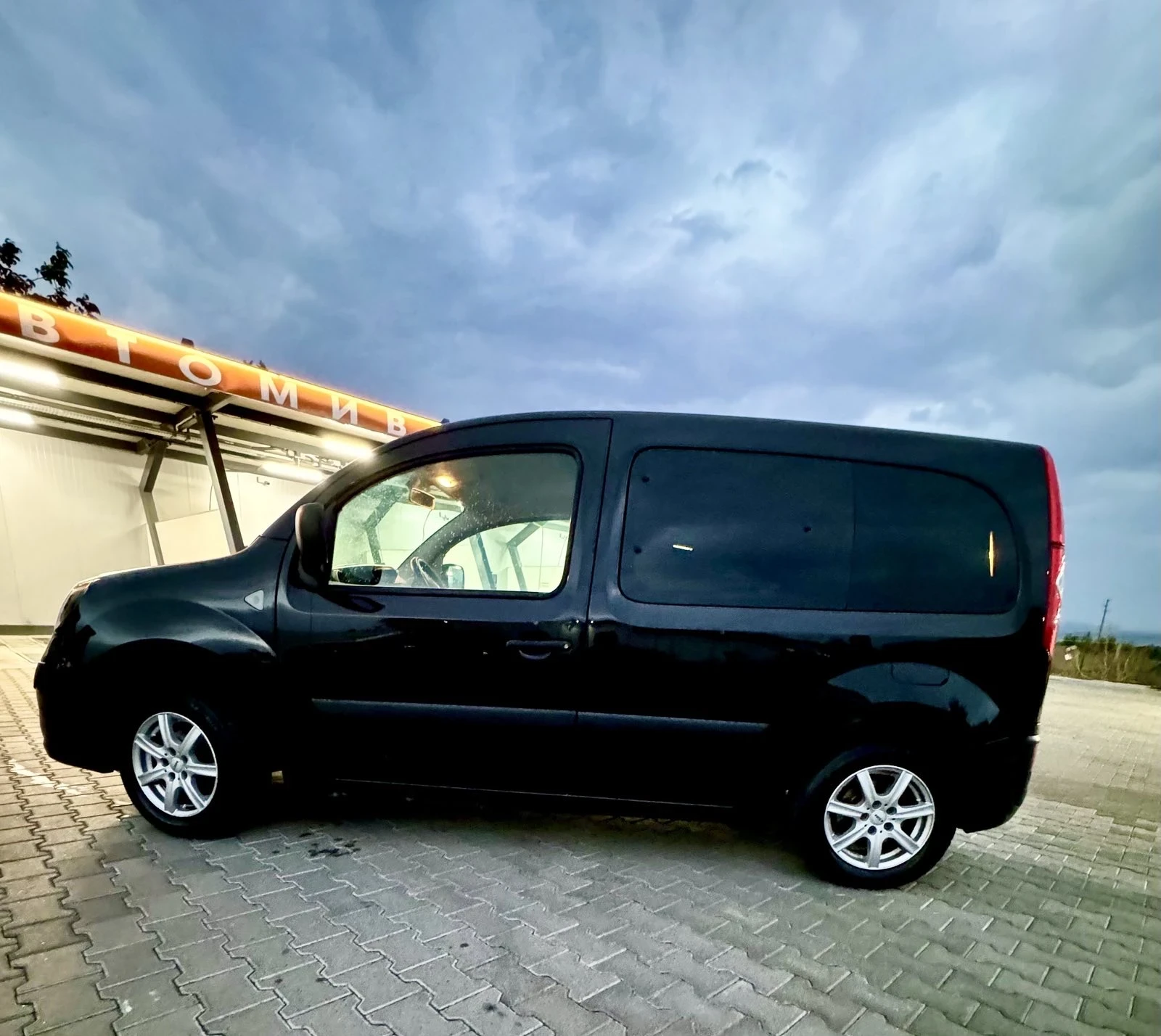 Renault Kangoo  - изображение 6