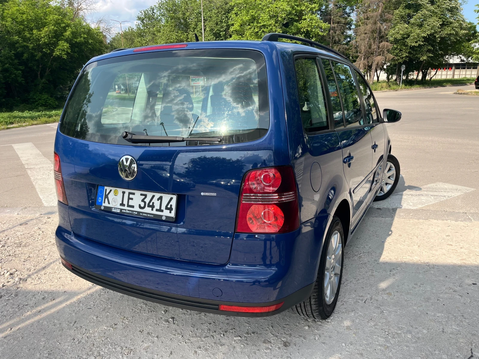 VW Touran 1.9 TDI 105 kc. - изображение 9