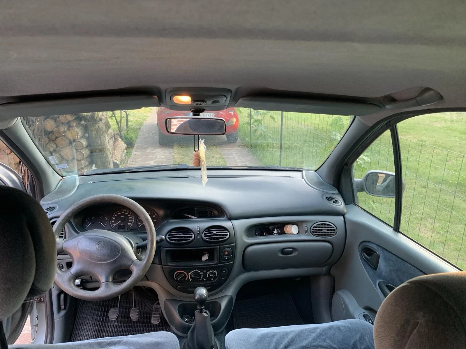 Renault Megane Scenic - изображение 8
