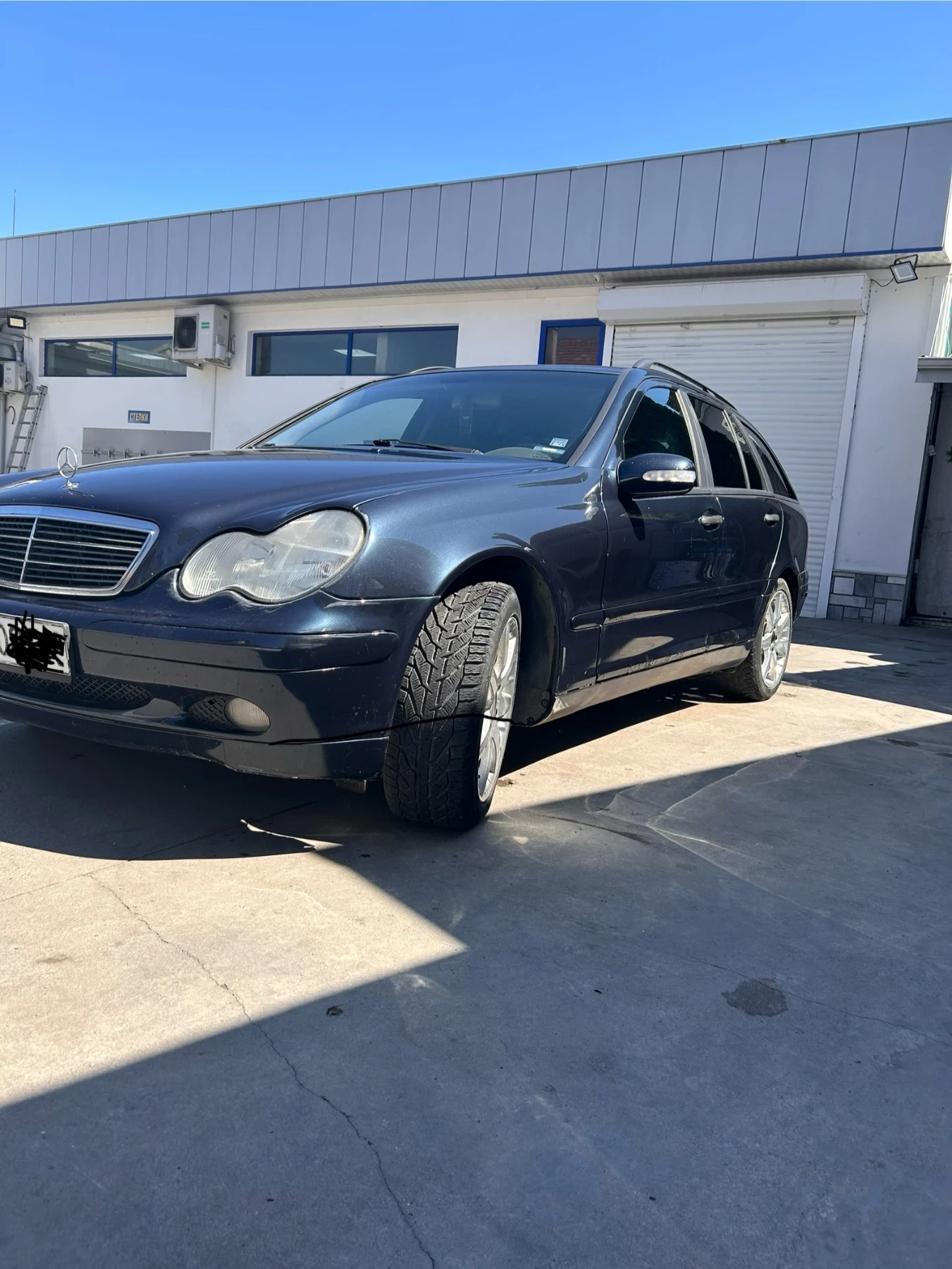 Mercedes-Benz C 220  - изображение 3