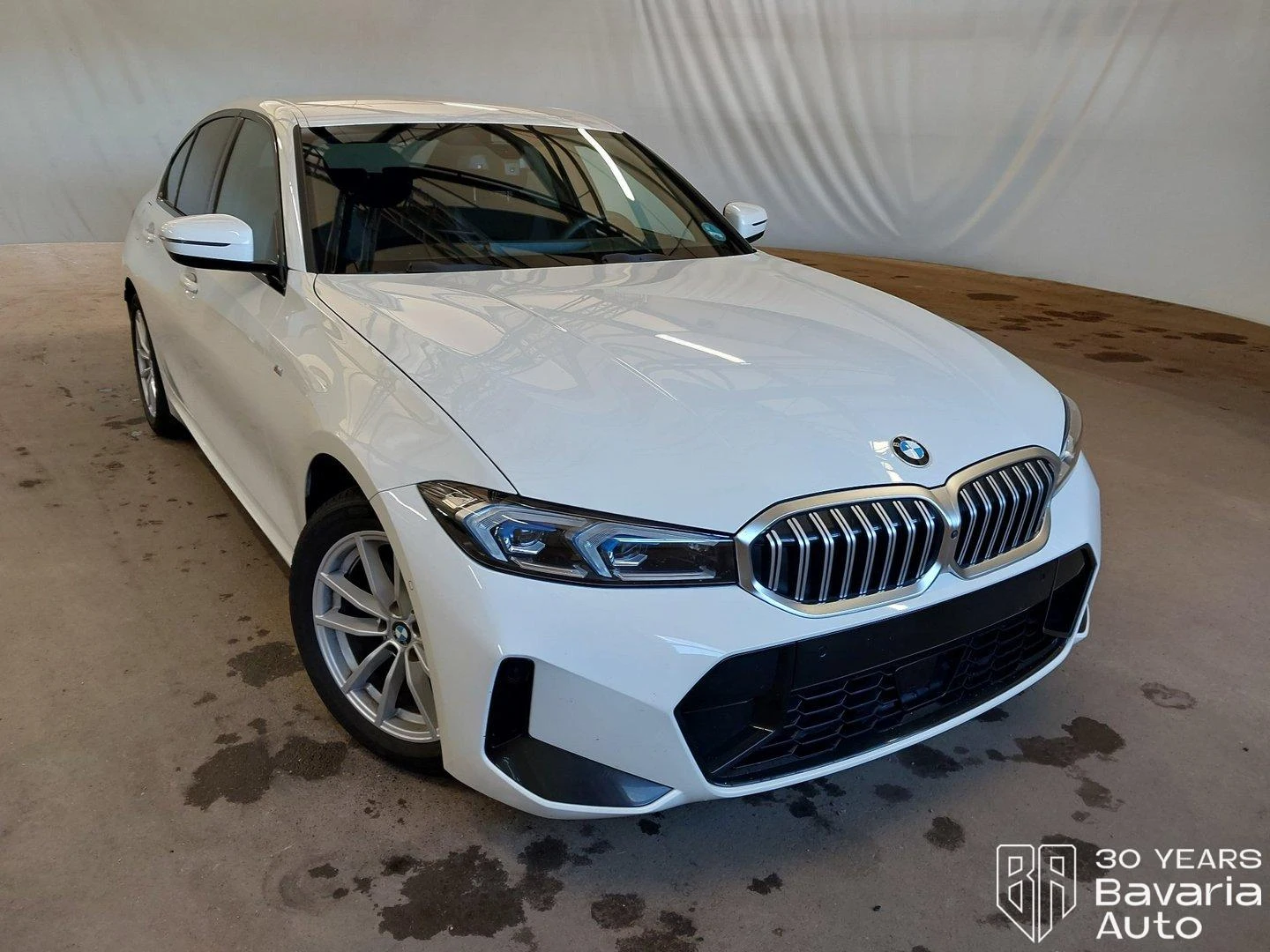 BMW 320 i xDrive Sportautomatic M Sport Paket - изображение 4