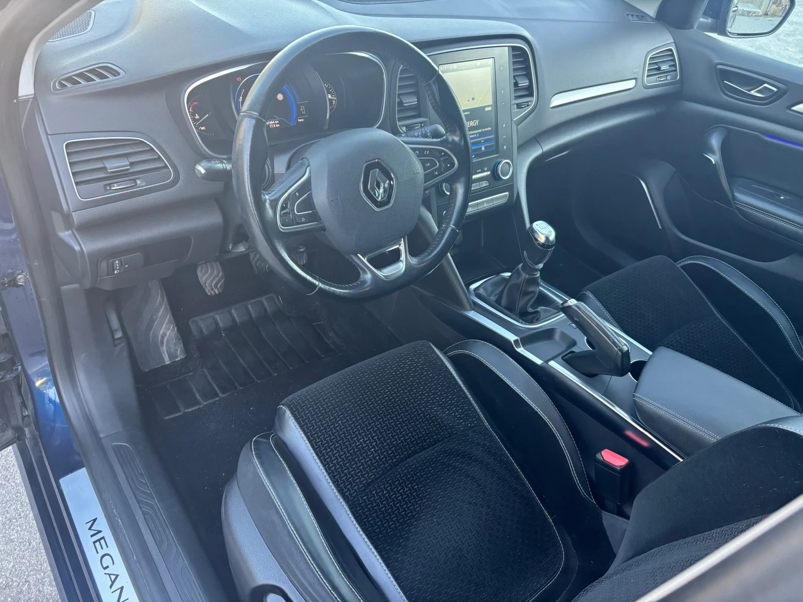 Renault Megane 1, 5 dci / Navi Profi / Evro 6 B /Keyless-go/ Top  - изображение 10