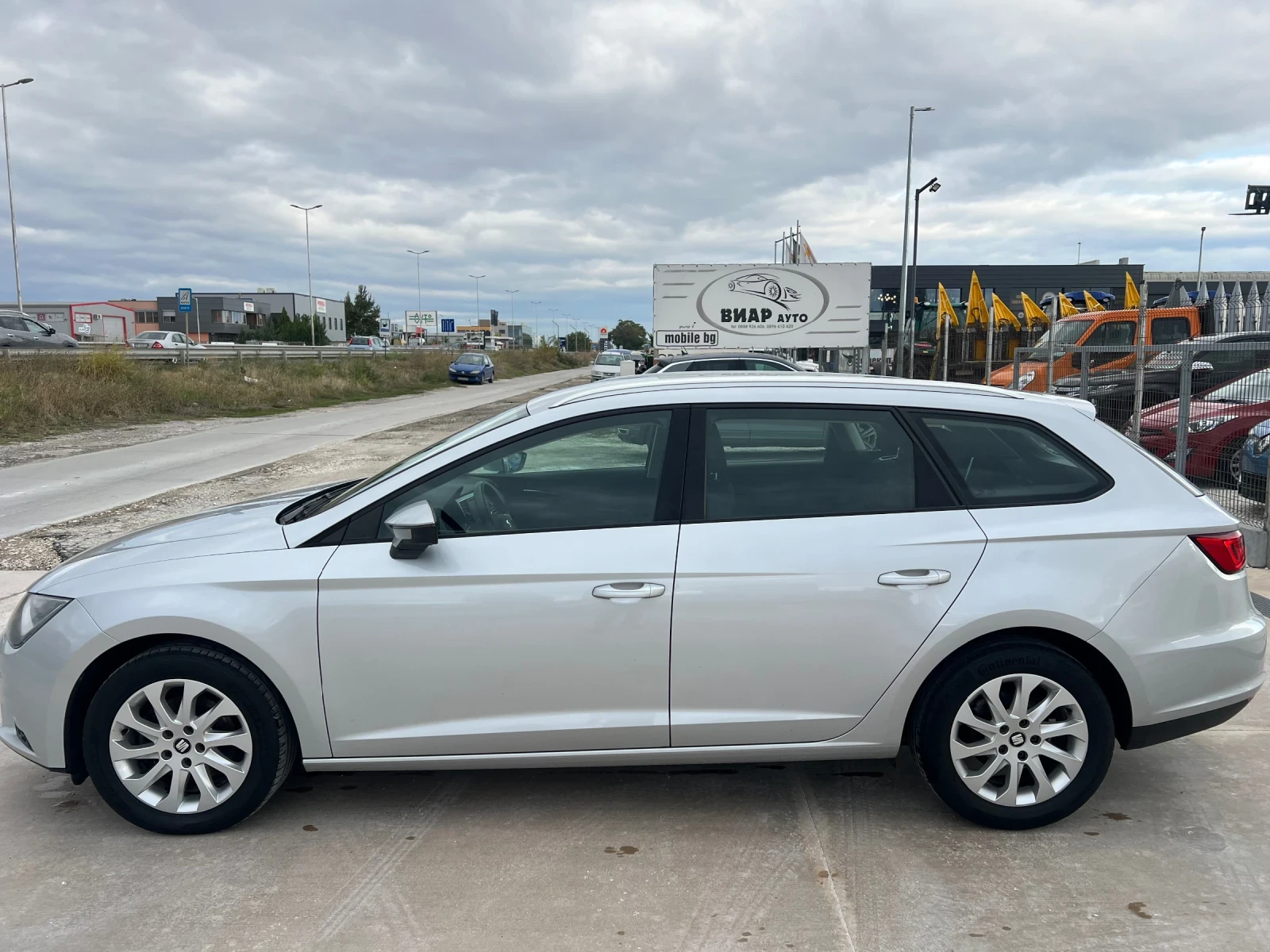 Seat Leon 2.0тди-автоматик-150к.с - изображение 6