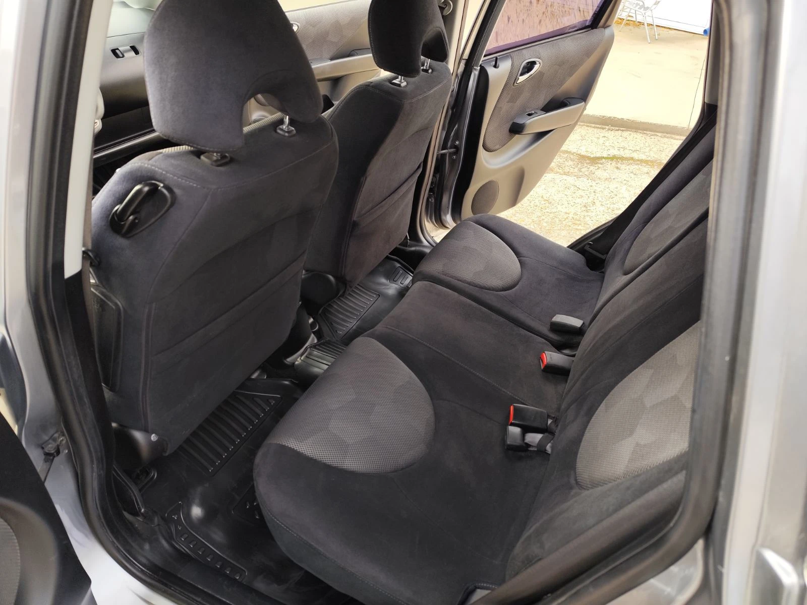 Honda Jazz 1.4i 83к.с. Швейцария | Mobile.bg — изображение 14