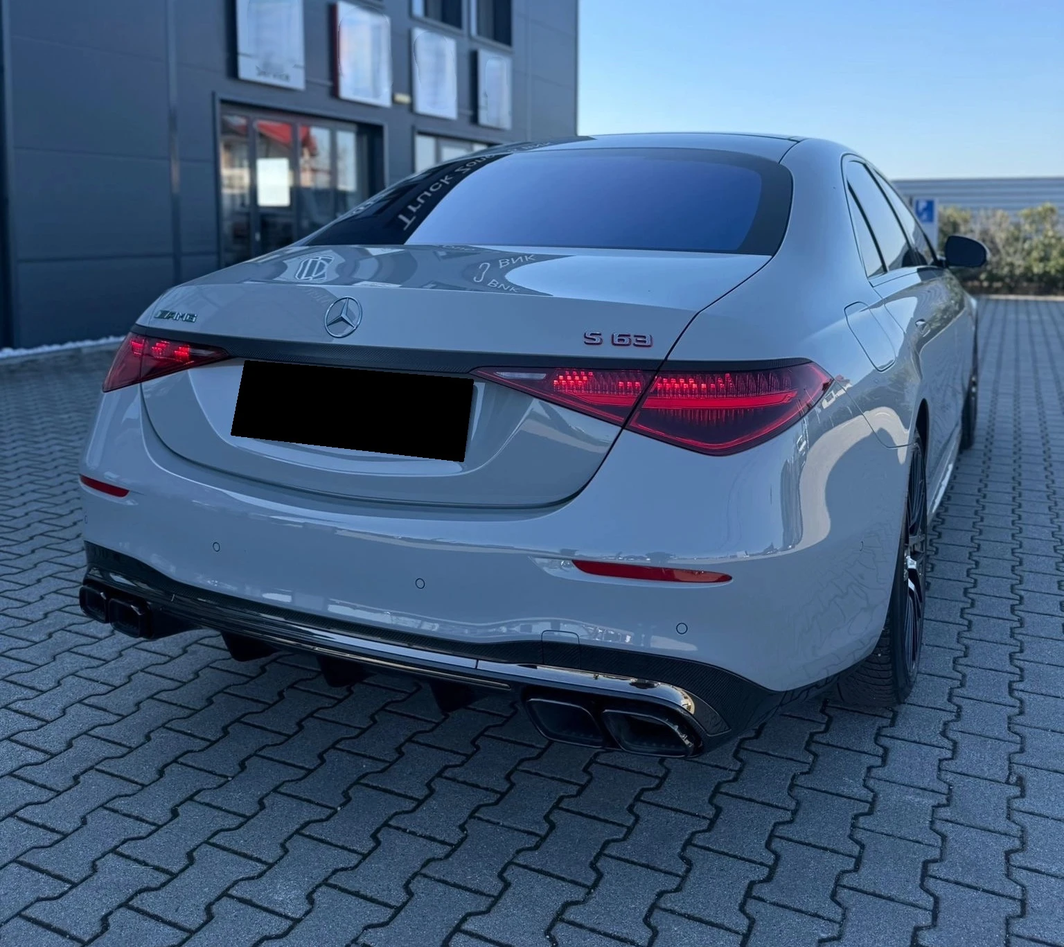 Mercedes-Benz S 63 AMG E - Performance Edition 1 4Matic+  - изображение 2