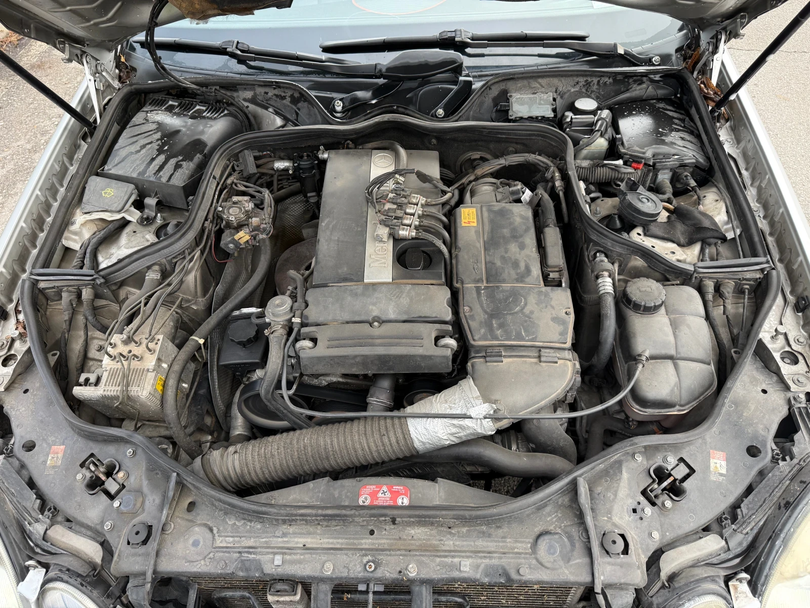 Mercedes-Benz E 200 - | Mobile.bg   13