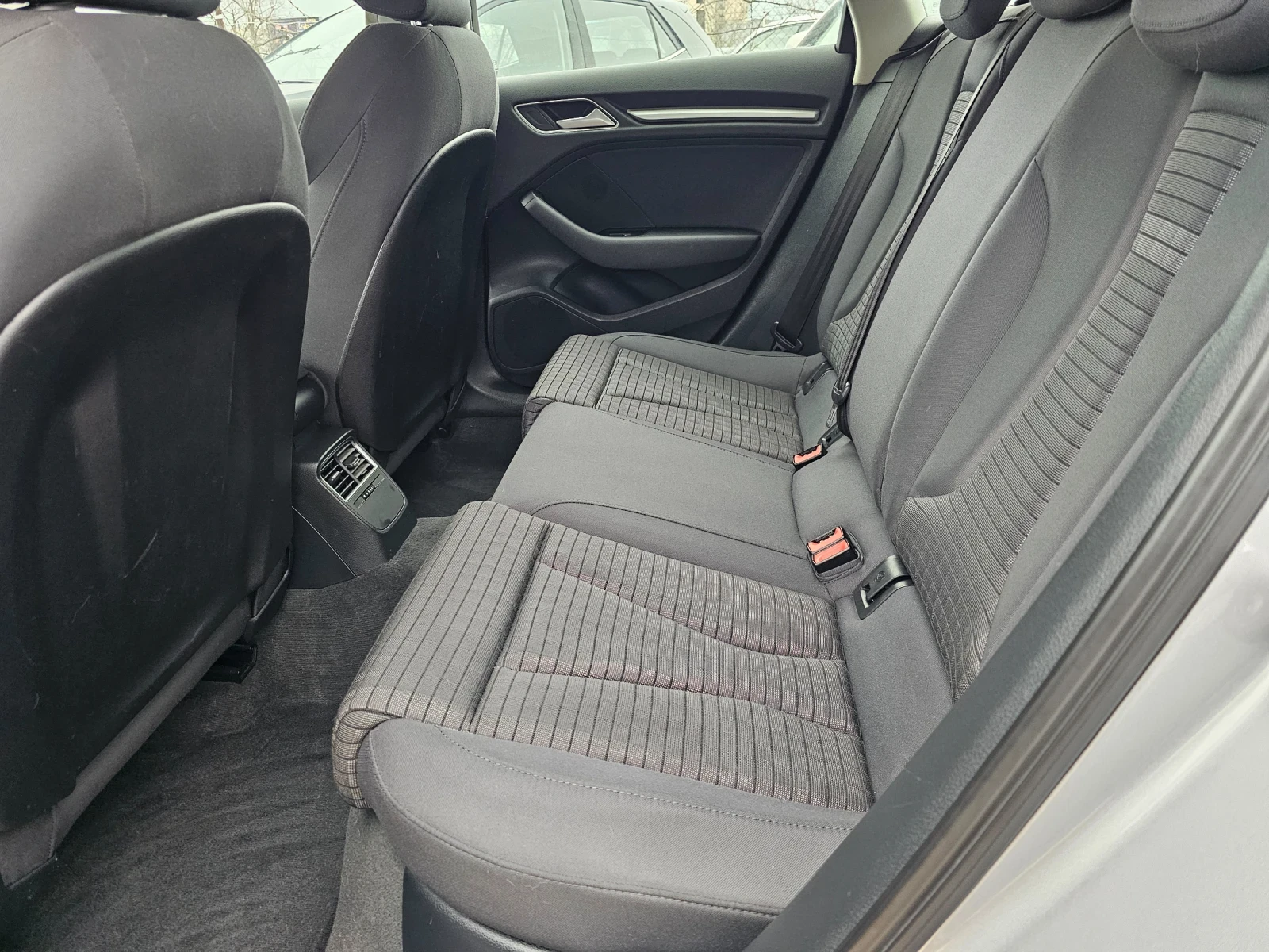 Audi A3 1.6TDI, 110к.с., S-tronic  - изображение 10